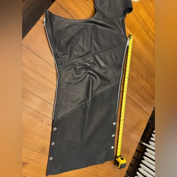Women’s Black Leather Chaps - Picture 12 of 16